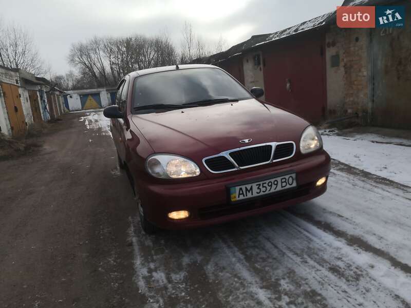 Седан Daewoo Lanos 2008 в 