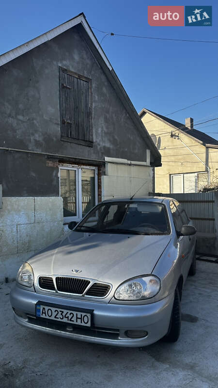 Седан Daewoo Lanos 2007 в Хусте