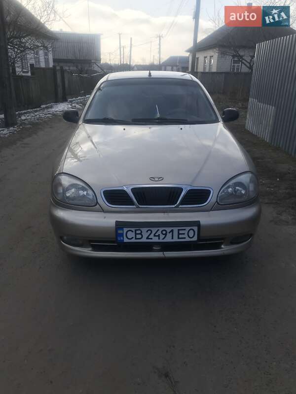 Седан Daewoo Lanos 2004 в Ичне