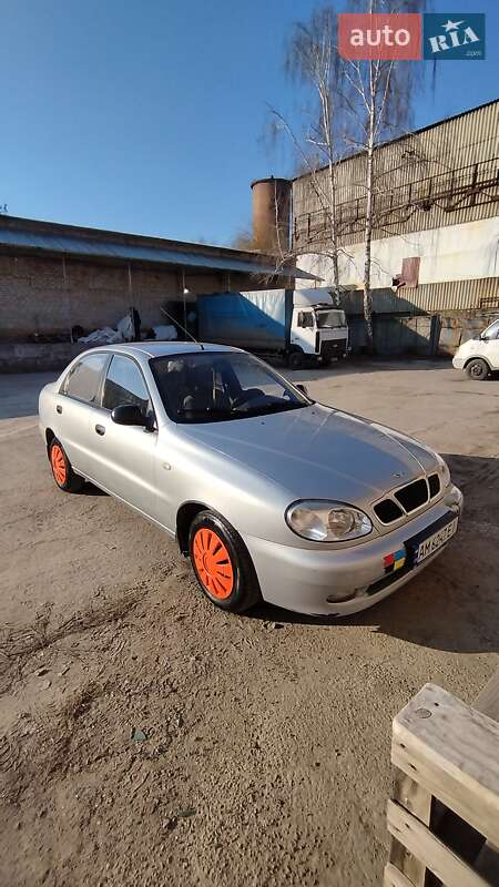 Седан Daewoo Lanos 2007 в Житомире