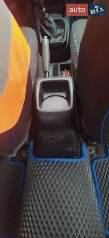 Седан Daewoo Lanos 2004 в Краматорске