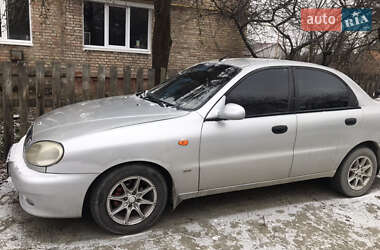 Седан Daewoo Lanos 2004 в Малине