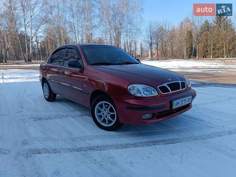 Седан Daewoo Lanos 2002 в Житомирі