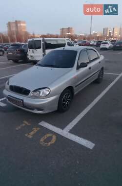 Седан Daewoo Lanos 2002 в 