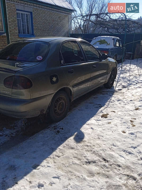 Седан Daewoo Lanos 2004 в Демидове