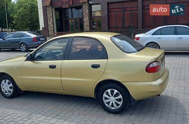 Седан Daewoo Lanos 2006 в Ужгороді