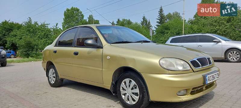 Седан Daewoo Lanos 2006 в Ужгороді