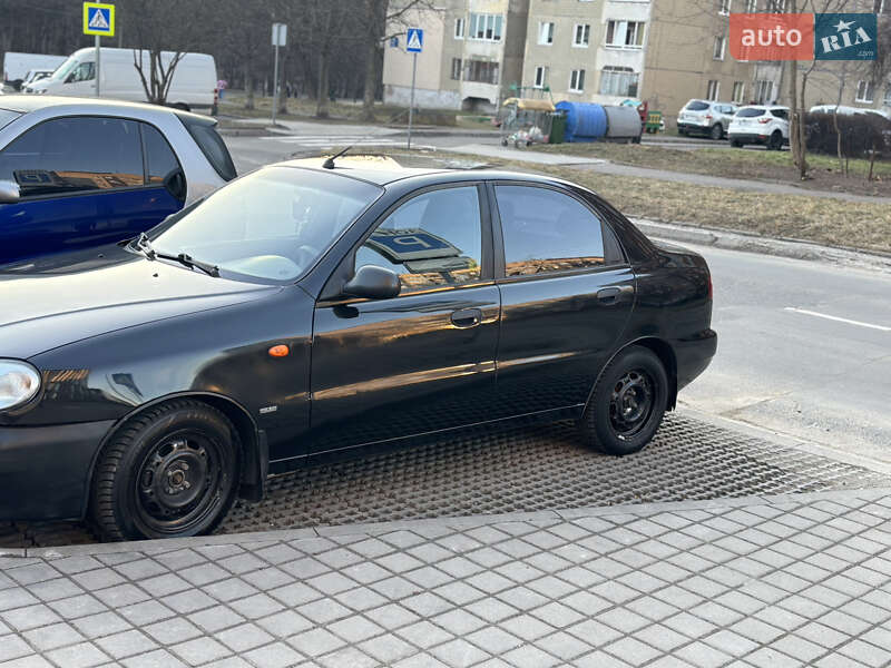 Седан Daewoo Lanos 2008 в Львове