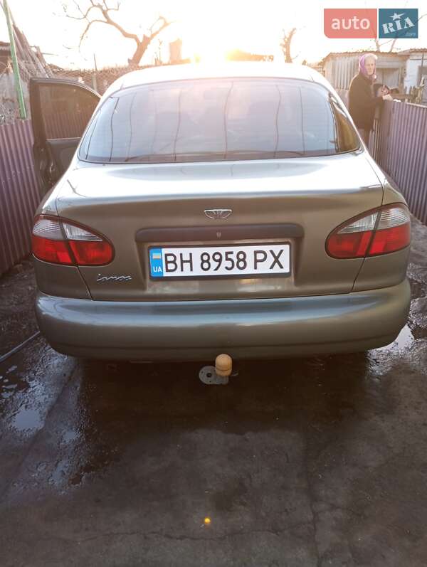 Седан Daewoo Lanos 2007 в Раздельной
