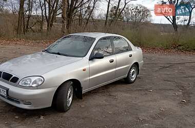 Седан Daewoo Lanos 2001 в 