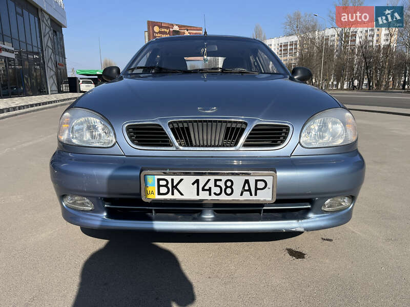 Седан Daewoo Lanos 2008 в Києві