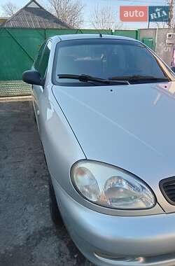 Седан Daewoo Lanos 2004 в Краснограді