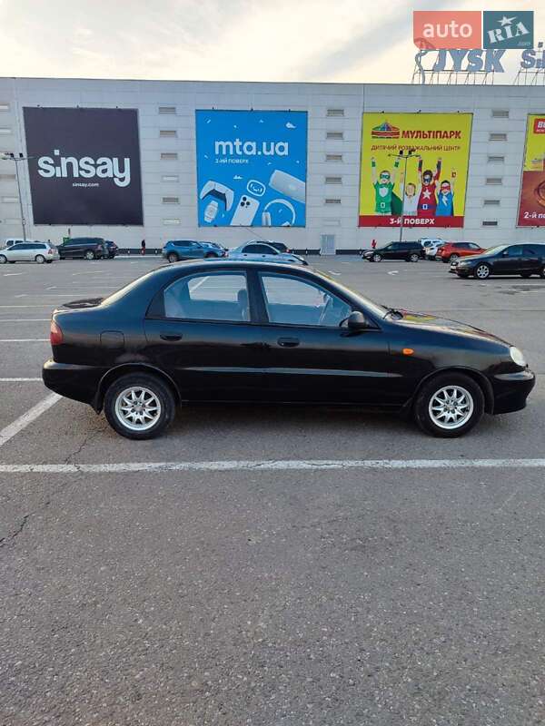 Седан Daewoo Lanos 2008 в Черновцах