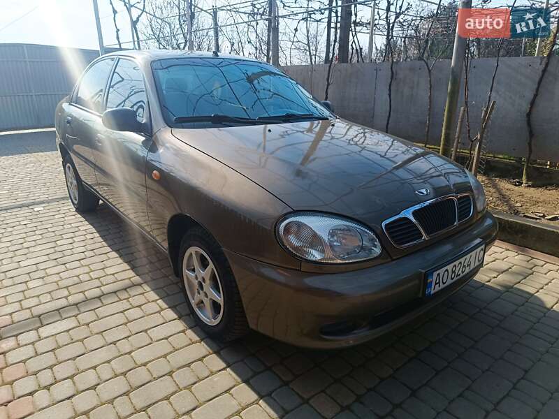 Daewoo Lanos 2004