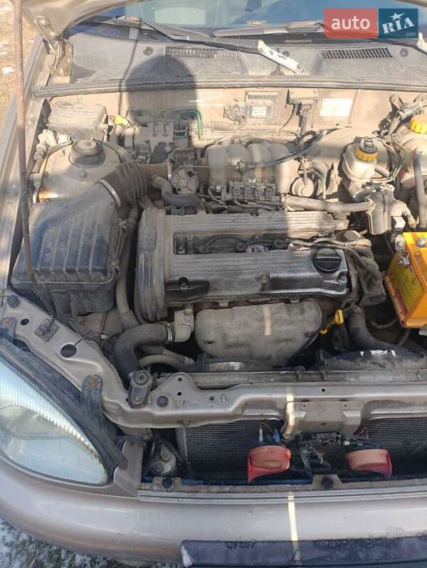 Седан Daewoo Lanos 2008 в Ладижині