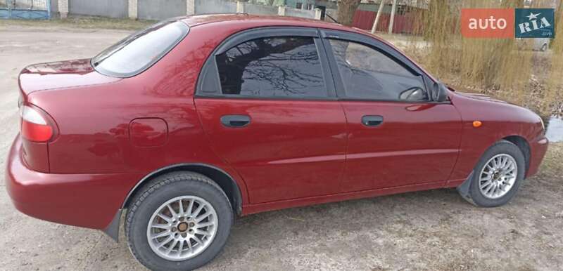 Седан Daewoo Lanos 2006 в Кременце