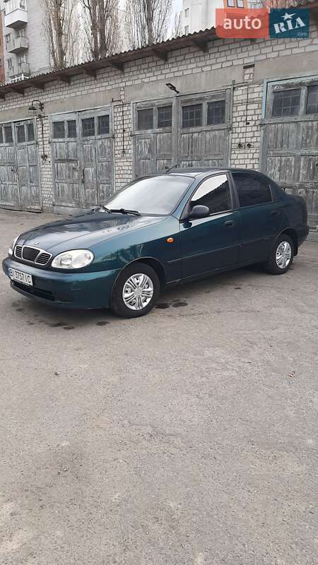 Седан Daewoo Lanos 2004 в Кременчуге