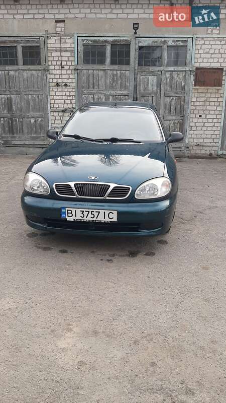 Седан Daewoo Lanos 2004 в Кременчуге