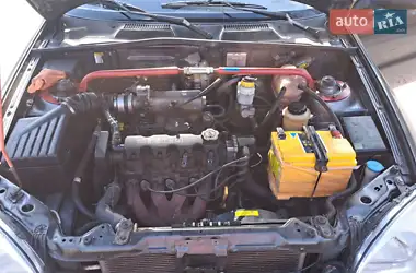 Daewoo Lanos 2011