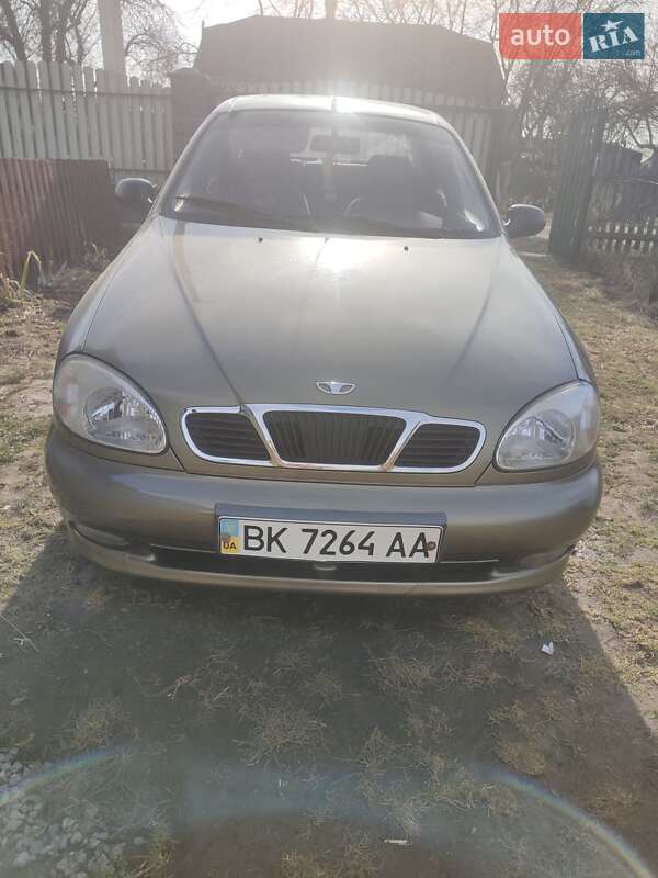 Седан Daewoo Lanos 2004 в 