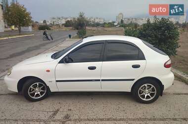 Хэтчбек Daewoo Lanos 2004 в Херсоне