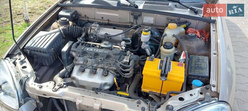 Седан Daewoo Lanos 2008 в Житомире