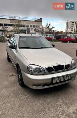 Седан Daewoo Lanos 2003 в 