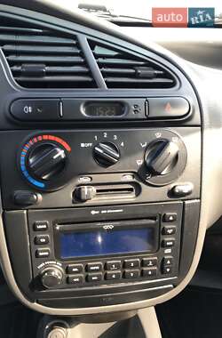 Седан Daewoo Lanos 2010 в 