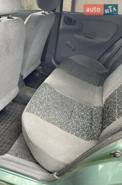 Седан Daewoo Lanos 2006 в 