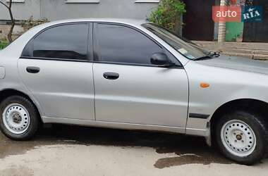 Седан Daewoo Lanos 2004 в Харкові