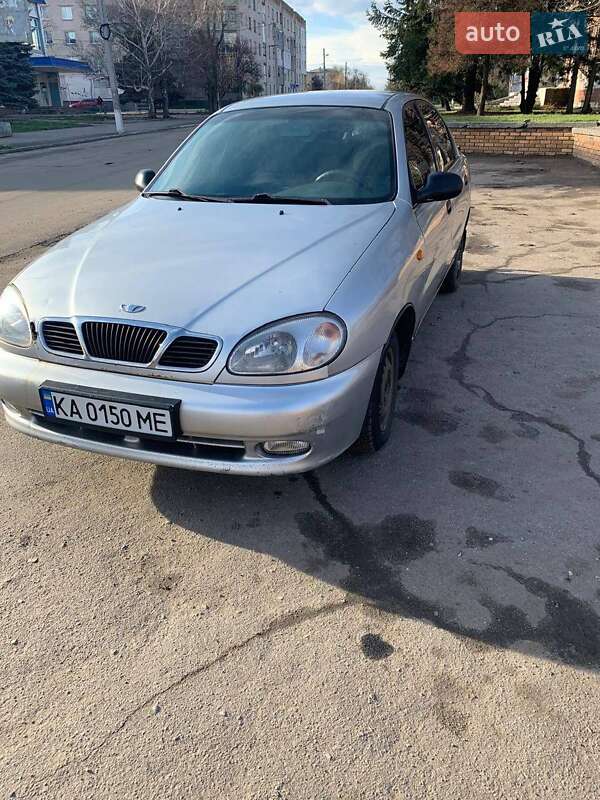 Седан Daewoo Lanos 1998 в Орехове