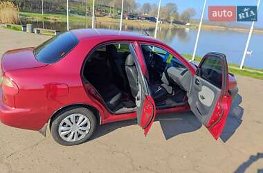 Седан Daewoo Lanos 2004 в 
