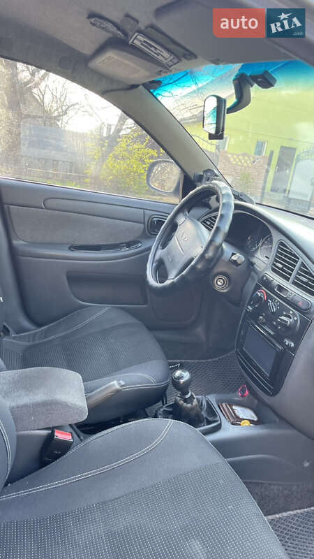 Седан Daewoo Lanos 2009 в Харькове