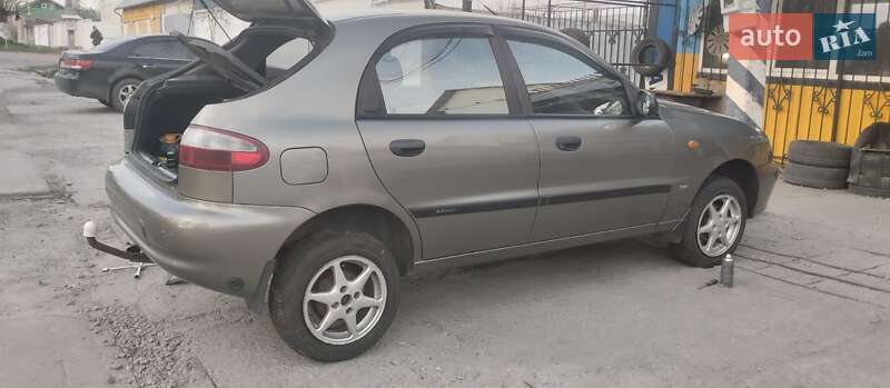 Хэтчбек Daewoo Lanos 2003 в 