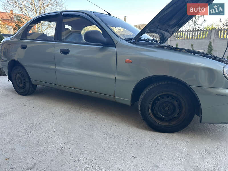 Седан Daewoo Lanos 2009 в Киеве