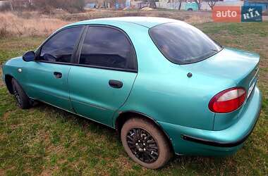Седан Daewoo Lanos 1998 в Чугуєві