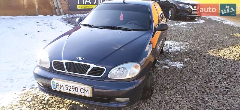 Седан Daewoo Lanos 2004 в Ромнах