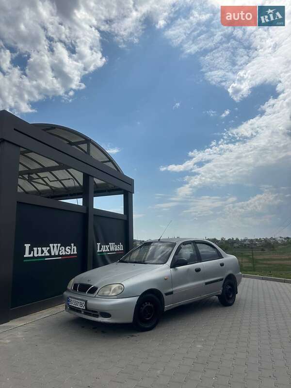 Седан Daewoo Lanos 2008 в Шумске