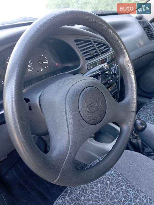 Седан Daewoo Lanos 2009 в Києві