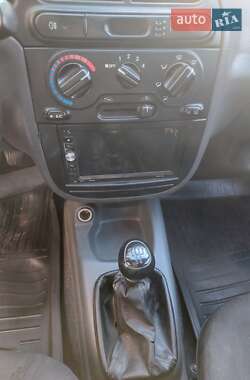 Седан Daewoo Lanos 2004 в 