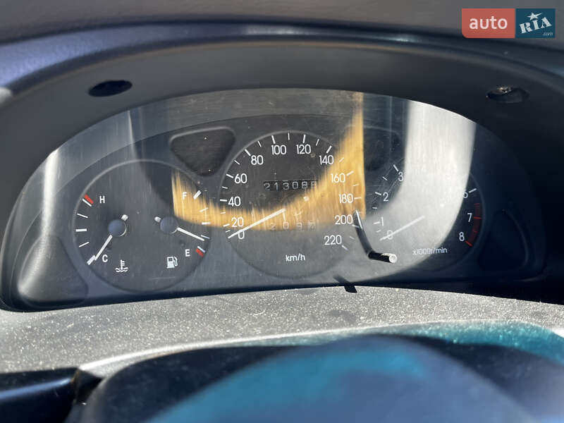 Седан Daewoo Lanos 2008 в Новому Розділі