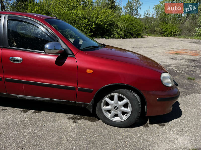 Седан Daewoo Lanos 2008 в Новому Розділі