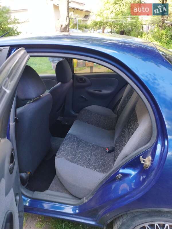 Седан Daewoo Lanos 2006 в Львове