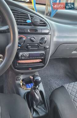 Седан Daewoo Lanos 2003 в 
