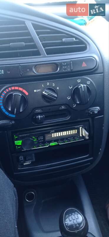 Седан Daewoo Lanos 2006 в Овруче