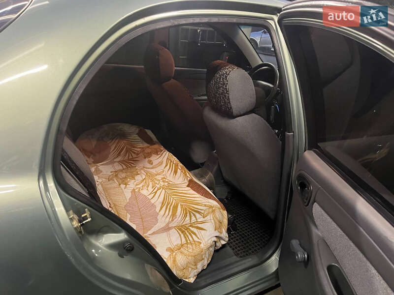 Седан Daewoo Lanos 2009 в Днепре