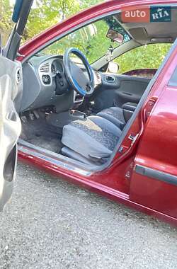 Седан Daewoo Lanos 2004 в 
