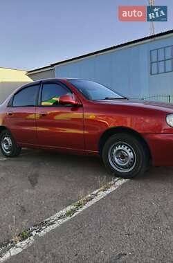 Седан Daewoo Lanos 1998 в 