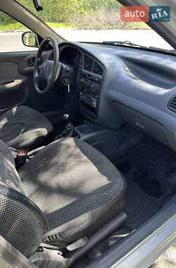 Седан Daewoo Lanos 2004 в 