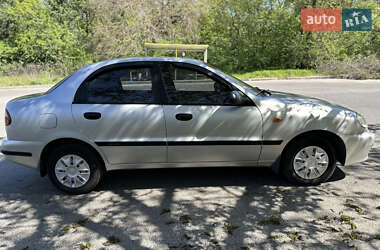 Седан Daewoo Lanos 2004 в 